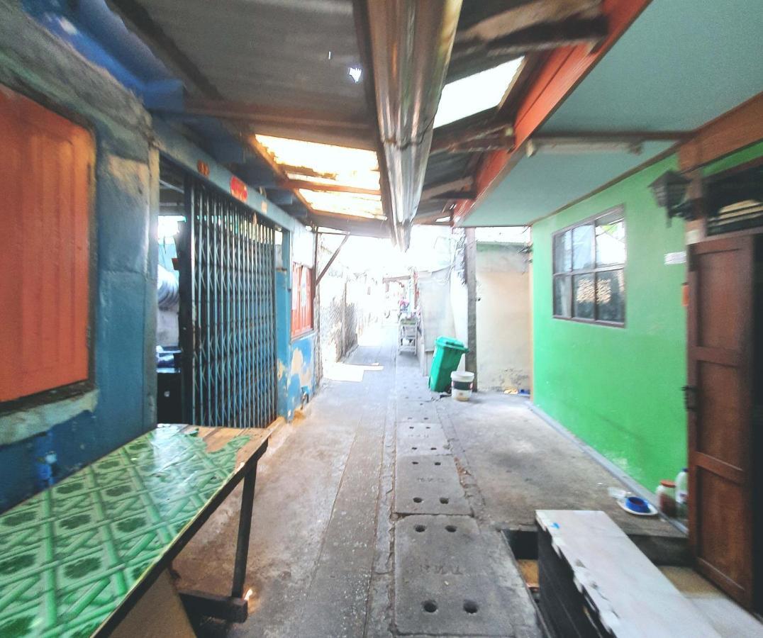 KINN Stay50 Bangkok Bagian luar foto