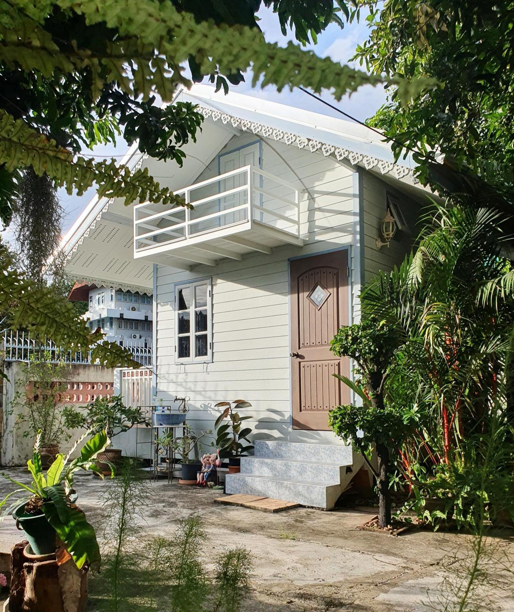 KINN Stay50 Bangkok Bagian luar foto