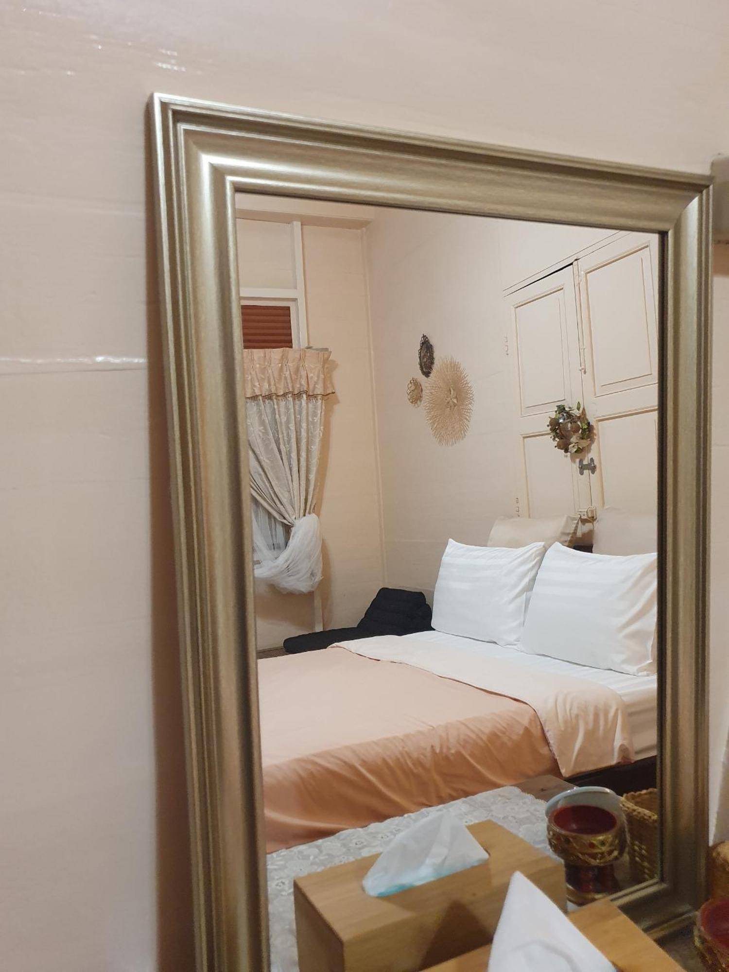 KINN Stay50 Bangkok Bagian luar foto